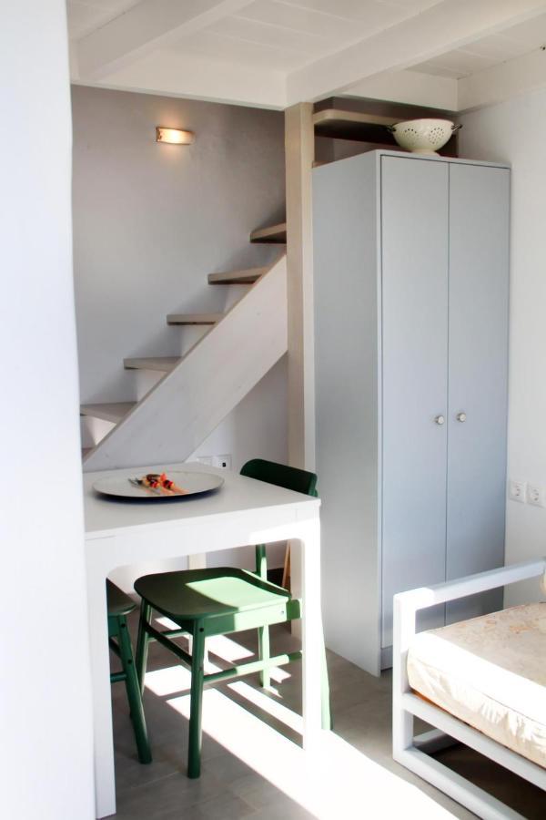 Cozy Guesthouse - Agios Romanos المظهر الخارجي الصورة